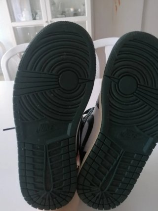 Jordan Air 1 Mid Verde y Blanco Talla 38