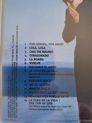 CD Ricky Martin Vuelve