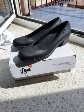 Zapatos Dian de tacón negros talla 38