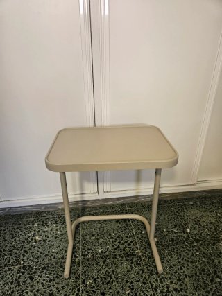 Mesa portátil IKEA BJÖRKÅSEN beige