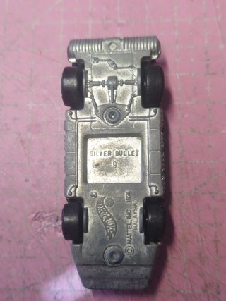Hotwheels Silver Bullet 9