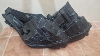 Faro Izquierdo Kia EV6 92101CV110