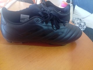 Botas de fútbol Adidas Talla 41 1/3