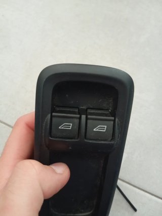 Mando elevalunas Ford Ka+