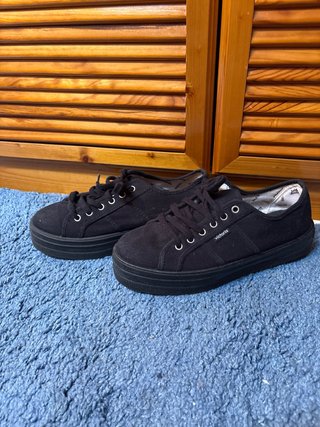 Deportivas Victoria Negras