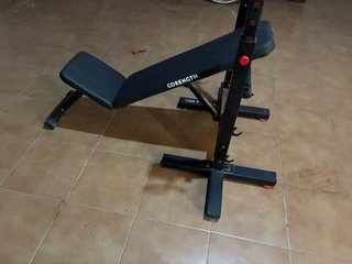 Banco de pesas con soporte para press de banca