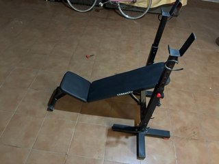 Banco de pesas con soporte para press de banca