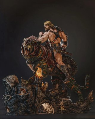 Figura 20cm alto Heman y Battle Cat pintada a mano