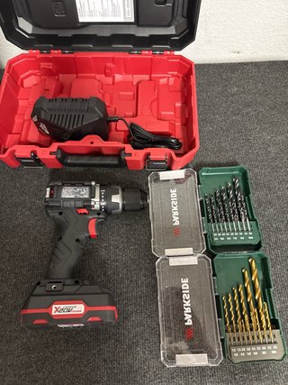 Atornillador Parkside 20V + Batería y Brocas