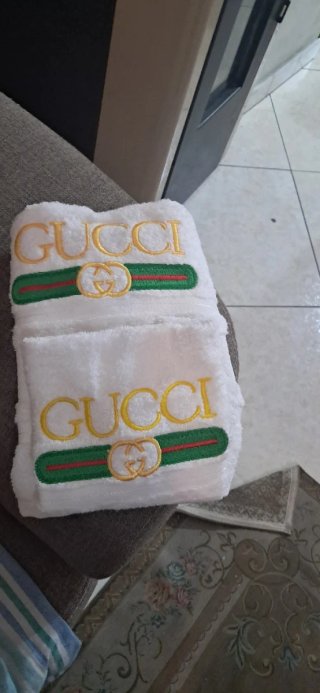 Set Asciugamani Ricamati Gucci Bianco Oro