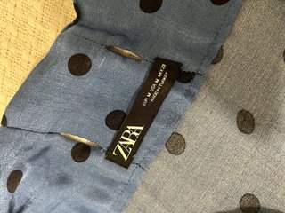 Falda Zara lunares azul