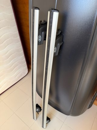 Cofre Techo Bermude 4500 + Barras Kia