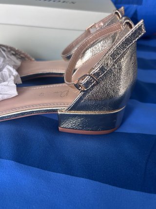 Bailarina dorada trenzada T40 con cierre tonillo