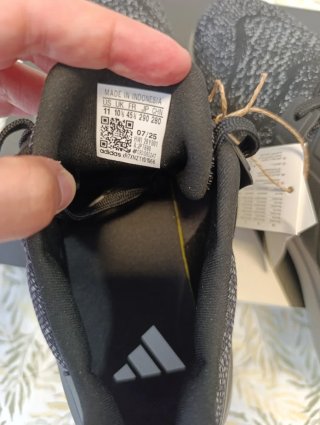 Zapatillas Adidas Ultradream DNA.