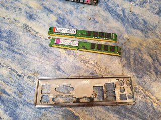 Placa Base ASRock H81M-ITX + Intel i3-4160