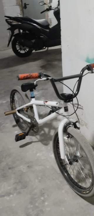 BMX GT Blanca
