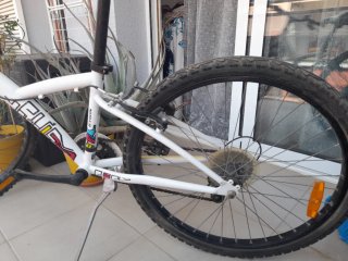 Bicicleta B'TWIN Blanca