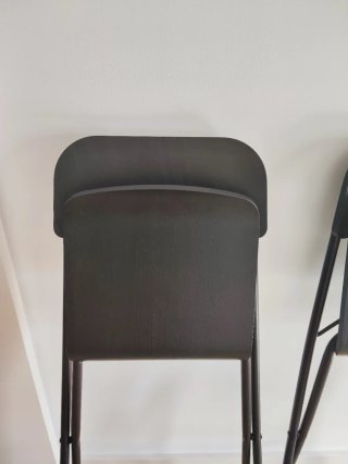Taburetes altos cocina negros
