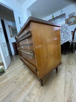 Cajonera vintage de madera