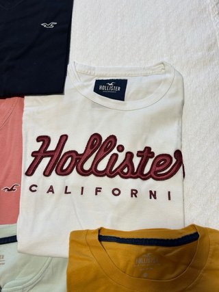 Camisetas Hollister y Levis de Manga Corta