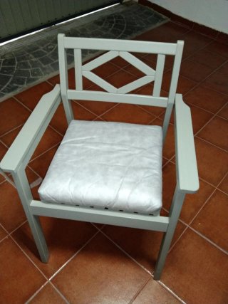 Mesa redonda jardín gris claro