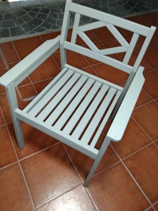 Mesa redonda jardín gris claro