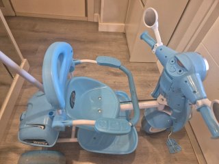 Moto Triciclo Evolutiva Azul con Empujador