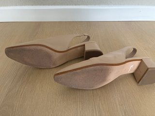 Zapatos destalonados La Touche beige