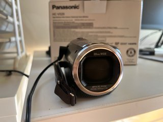 Videocámara Panasonic HC-V520 Negra