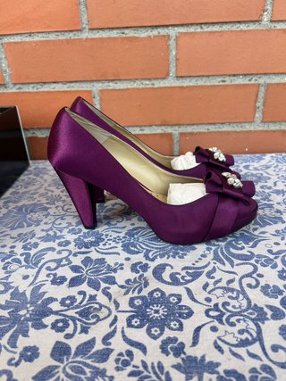 Zapatos Doriani Morados Talla 38