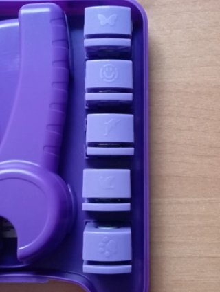 Troqueladora con estuche y accesorios