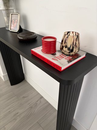 Mesa consola madera oscura