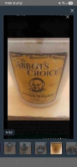 Lotto di 2 bottiglie vuote di whisky Bell's