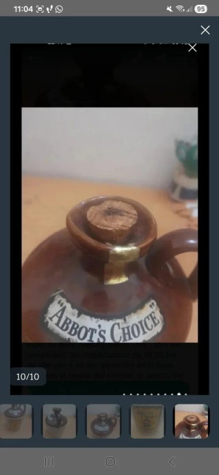 Lotto di 2 bottiglie vuote di whisky Bell's