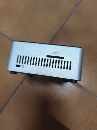 Mini PC Intel Negro/Plata