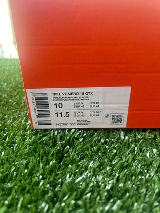 Nike Vomero 18 GTX Gris/Blanco - Talla 44