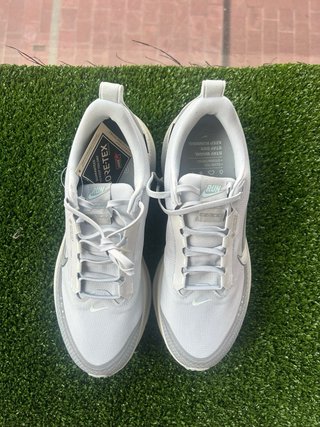 Nike Vomero 18 GTX Gris/Blanco - Talla 44
