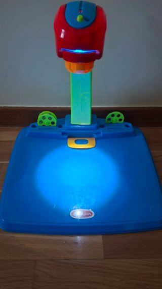 Proyector infantil con diapositivas