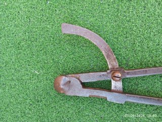 Compás forja antiguo Para madera o metal