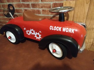Correpasillos Rojo Clock Work