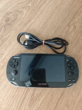 PS Vita + Retroarch + Pstore Free