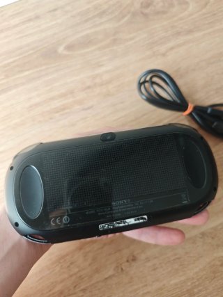 PS Vita + Retroarch + Pstore Free