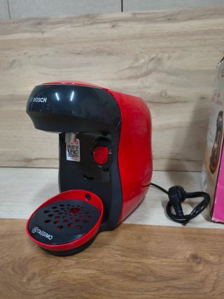 Cafetera Tassimo Bosch Roja