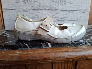 Sandalias Grunland Beige/Blanco Talla 39