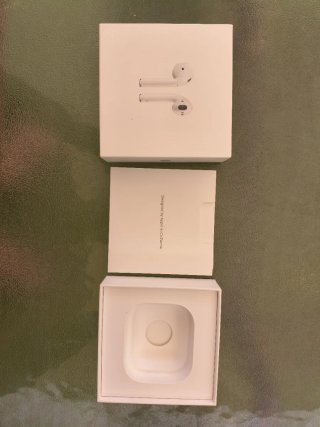 Caja vacía AirPods Apple
