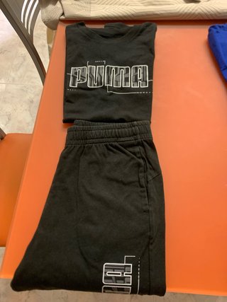Conjunto Puma camiseta y pantalón negro