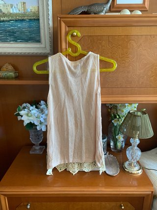 Top encaje beige Molly Bracken