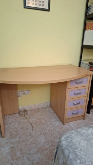 Escritorio madera 75x67x119cm con cajones