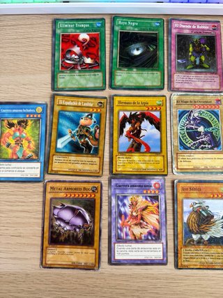 Lote 30 Cartas Yu-Gi-Oh Antiguas
