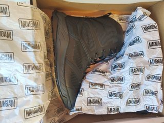 Botas Tácticas Magnum Negras